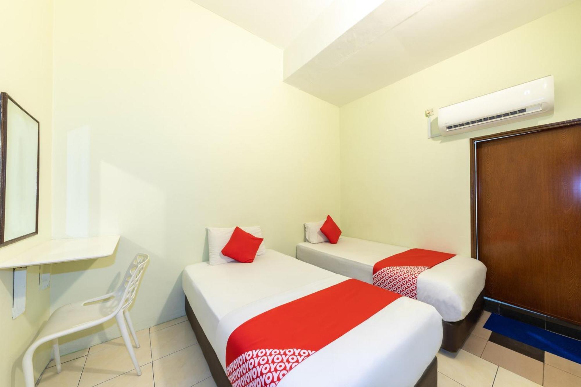 Super Oyo 432 My 7Days Inn Джохор-Бару Екстер'єр фото