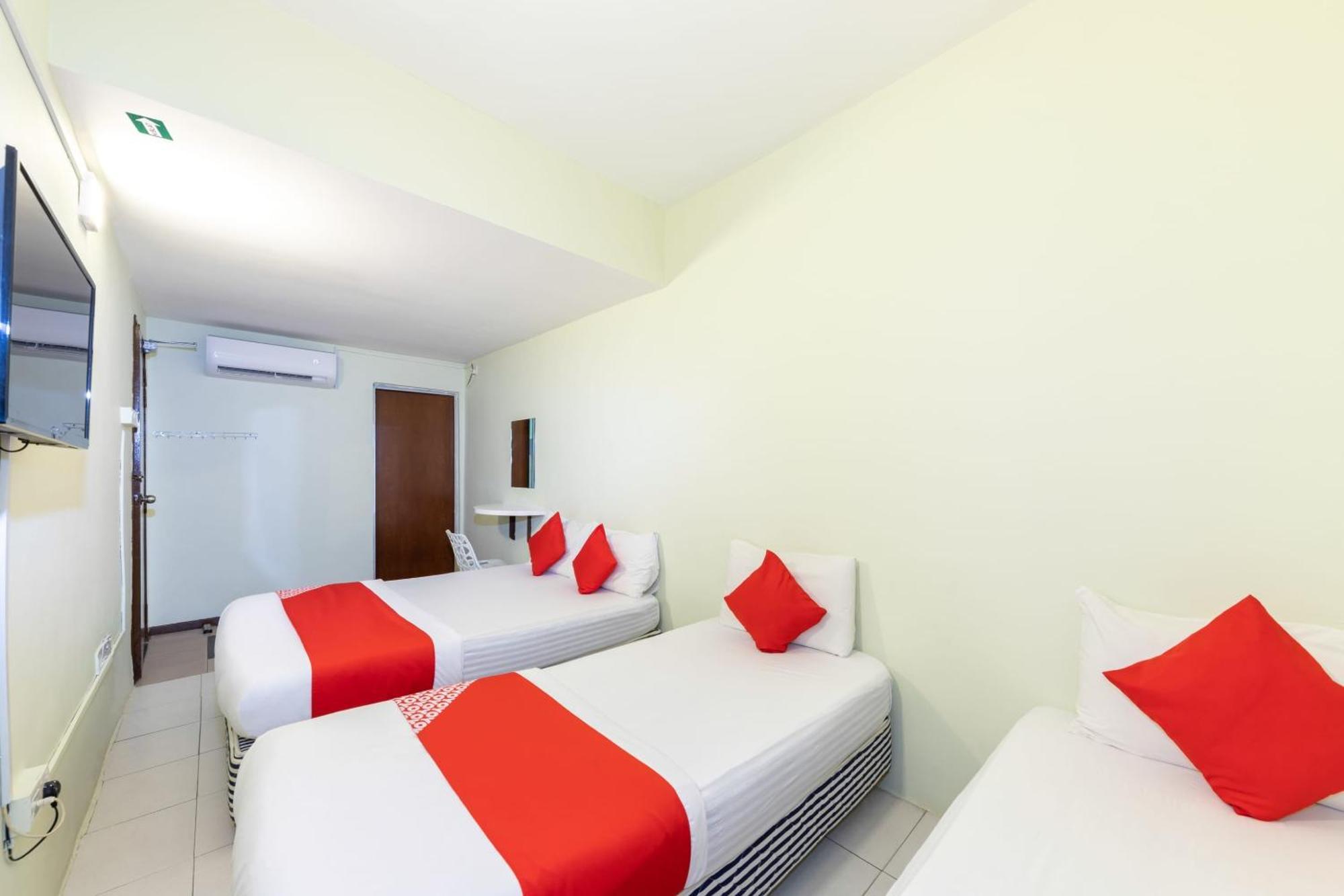Super Oyo 432 My 7Days Inn Джохор-Бару Екстер'єр фото